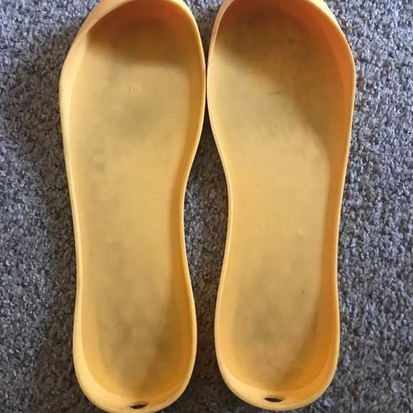 Mahabis Yellow Slipper Soles - Sz 38 / women's 7.5 - Picture 1 of 2